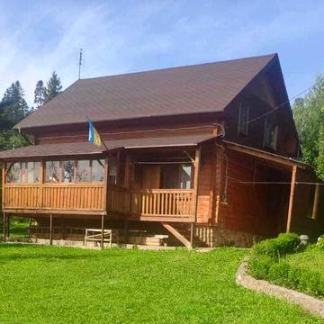 Продаж чудового будинку у Карпатах