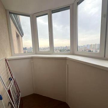 Трикімнатна квартира від власника бєз комісії