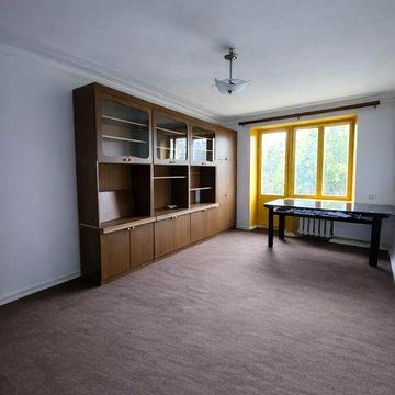 Продається затишна 1-к квартира біля метро Ботанічний сад