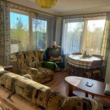 Продається дачний будинок с.  Острів