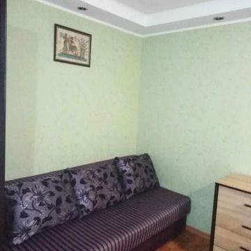 Продам гостинку на Х.Горе р-н РОСТА, Болбочана 6, 8/9