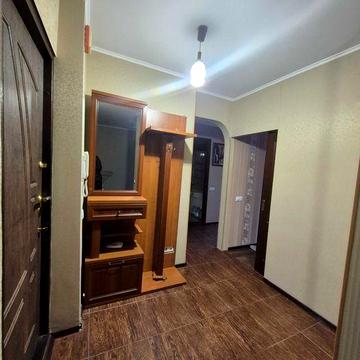 Продам 2 к.кв вул.Леся Сердюка,40 см Клас. метро Салтівська