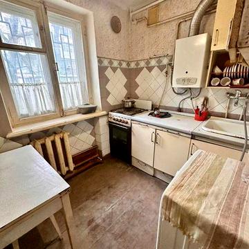 Срочная продажа! 3х комнатная квартира 57м2 на 6 ст Большого Фонтана Кирпич Газовая колонка Дворовая Госпрограммы 39000у.е