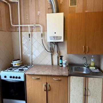 2 кім.кв Пацаєва 7/1 біля 14 школи