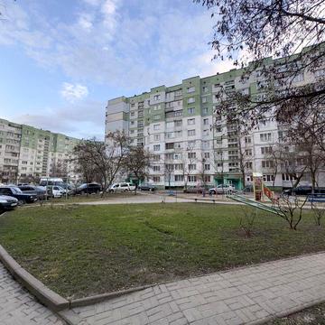 2х кімнатна квартира по проспекту Лушпи.