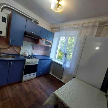 Здається 2-к квартира Дендропарк