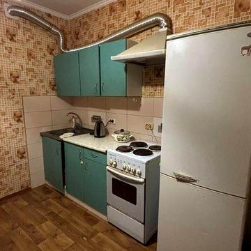 Оренда квартири Милославська 2