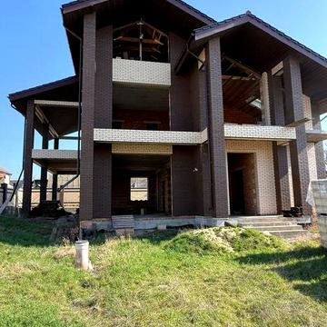 Продаю отличный Дом. Центральный район.