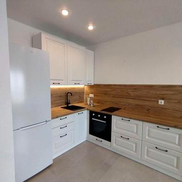 Зоряний бульв., 1м