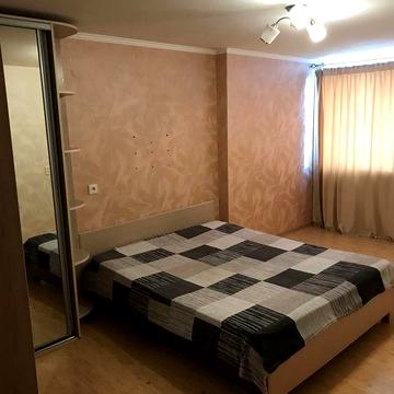 Оренда 2- км . кв.пр. Свободи