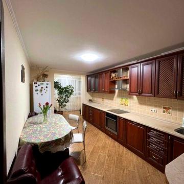 Оренда 2к.квартири ,євроремонт,вул.Хвильового,Вудсторія!