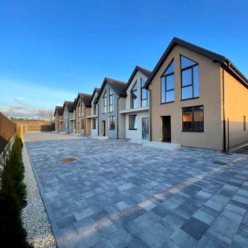 Таунхаус високоі якості, під чистовий ремонт! село Шевченкове