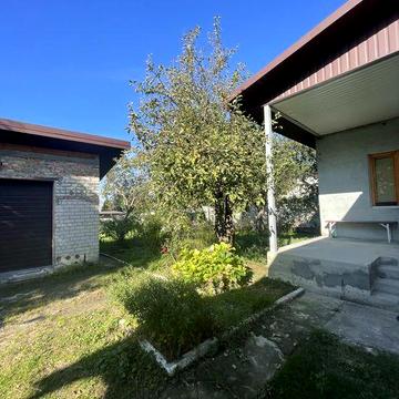 Частина будинку  в центрі міста