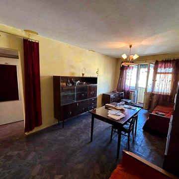 3 кк 5/5 60/41/6 ЮТЗ Южная пр.Богоявленский,жилая,под ремонт,торг