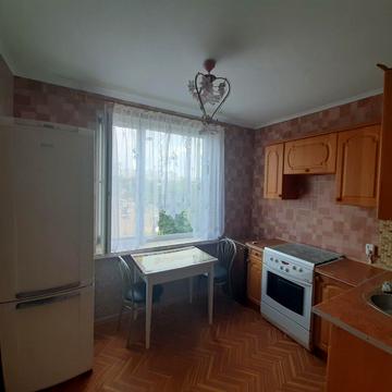 Нескорених вул., 52