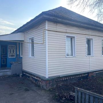 Гарний будинок з усіма умовами.