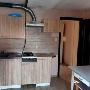 Однокімнатна квартира на довгострокову аренду у центрі села Гатне