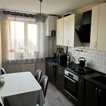 3-х к. кв. на Жадова з ремонтом, меблями та технікою!