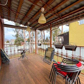 Продаж стильного будинку з ремонтом в Гостомелі. Ціна 240 000 евро.