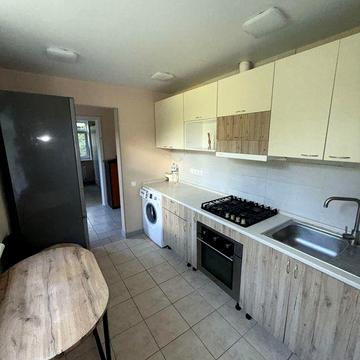 Оренда 1/2 будинку р-н Масив