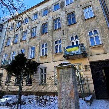 Продаж вул.Коновальця 4 кім квартири