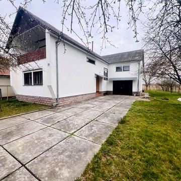 Продаж затишного будинку в центрі с.Боржава