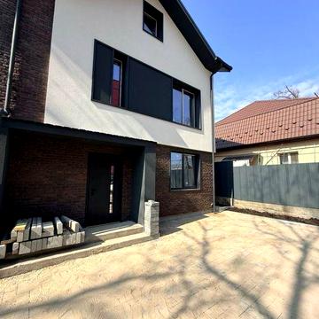 Продам Дуплекс в Центрі Міста. Вигідна Ціна. Без Комісіі. Без %.