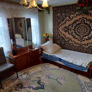 Оренда кімнати в будинку в центрі міста