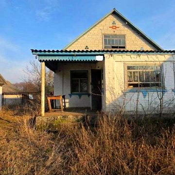 Продаж окремого цегляного будинку в селі Насташка, 25км від Білої Церкви.