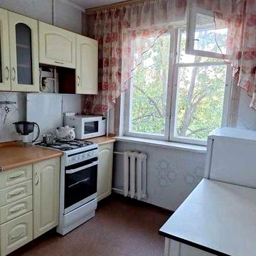 Святошинський, м Нивки, м Сирець, Мрії 17 4/5, 45/30/6 балкон засклений,