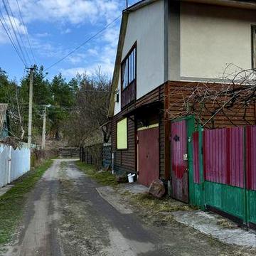 Продаж дачі в СТ «Дружба» з банею біля лісу та річки