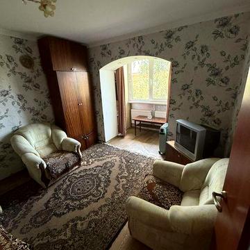 Недвижимость продам квартиру в Прилуках 1 комнота