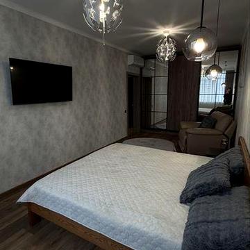 Сдам 2-х комнатную квартиру в Кадоре на Таирова