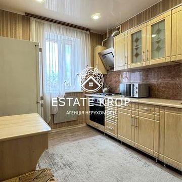 Укомплектована квартира р-н 5/5