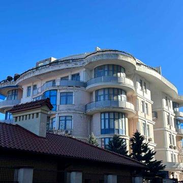 Трехкомнатная квартира в Приморском районе ЖК Дома Галицкого