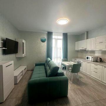 Довгострокова оренда 2-х кім. " Кадорр" вул. Жилянська , 68.