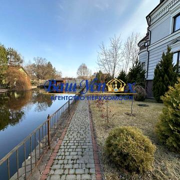 Продажа будинка з озером  Анатолия Соловьяненко, село Козин