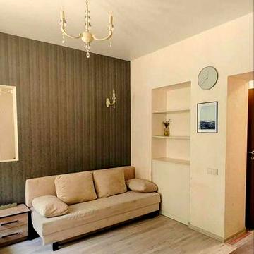 1-комн.в центре у Музкомедии. Отрада Ланжерон, ЖД, госпиталь.