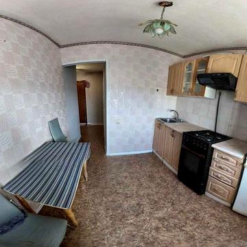 Продам 1к.квартиру на проспект. Богдана Хмельницького!12 квартал!Безнал!