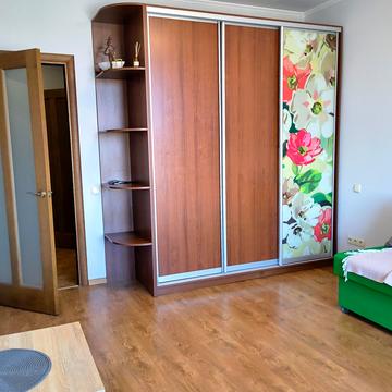 Богатирська вул., 6-А