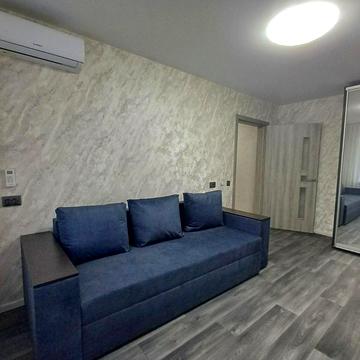 Прибережна вул. (40-річчя Перемоги), 3