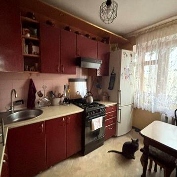 Продаю 2 кімнатну квартиру