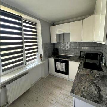 Продається 1 кімнатна квартира на 4 поверсі