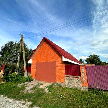 Продам будинок з гаражем на етапі будівництва в с .Фурси