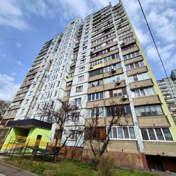 Продам 2-х кімнатну квартиру 56м2 на лівому березі вул. Хорольська