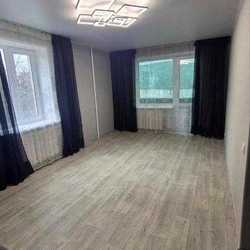 Продаю 1-к.кв.  5 хв. пішки від м. Індустріальна