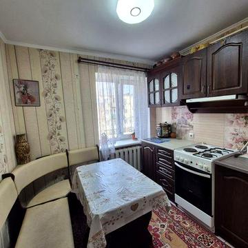 Двухкомнатная по гос.программам пгт.Великодолинское