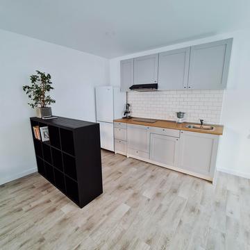 Криворізька вул., 13