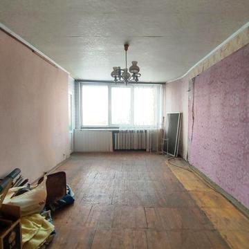 Продам большую 3ккв возле метро Левада, пр-т Аэрокосмический, Таврия В