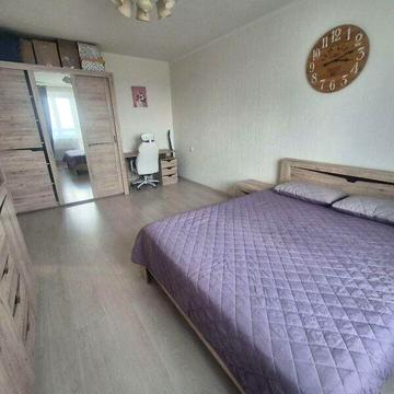 Довгострокова оренда 1к Квартира Рильського вулиця